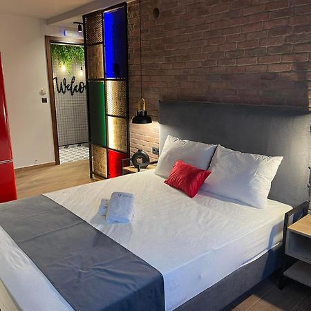 Valaoritou 3 Luxury Rooms เทสซาโลนิกิ ภายนอก รูปภาพ