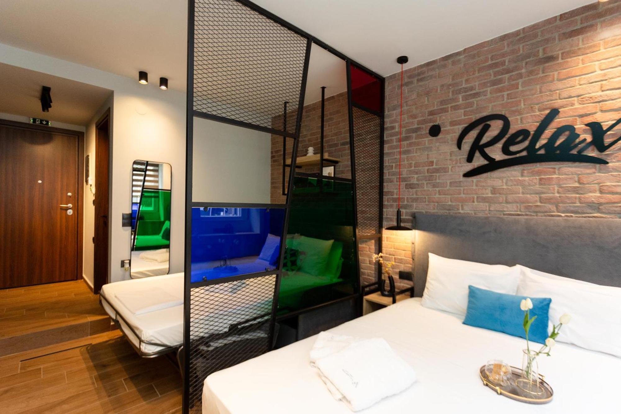 Valaoritou 3 Luxury Rooms เทสซาโลนิกิ ภายนอก รูปภาพ